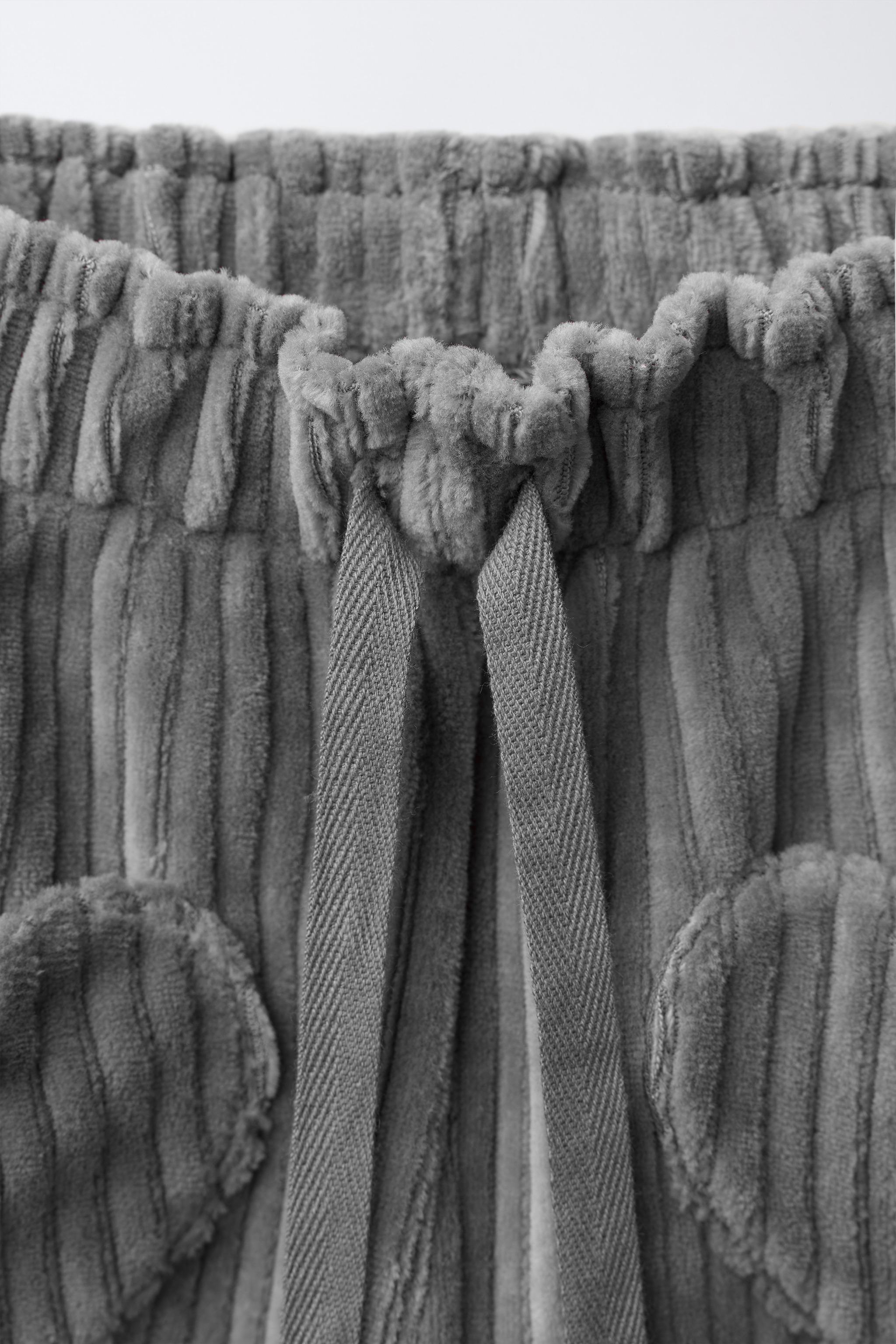 PANTALON BAGGY EN VELOURS CÔTELÉ AVEC POCHES CŒUR